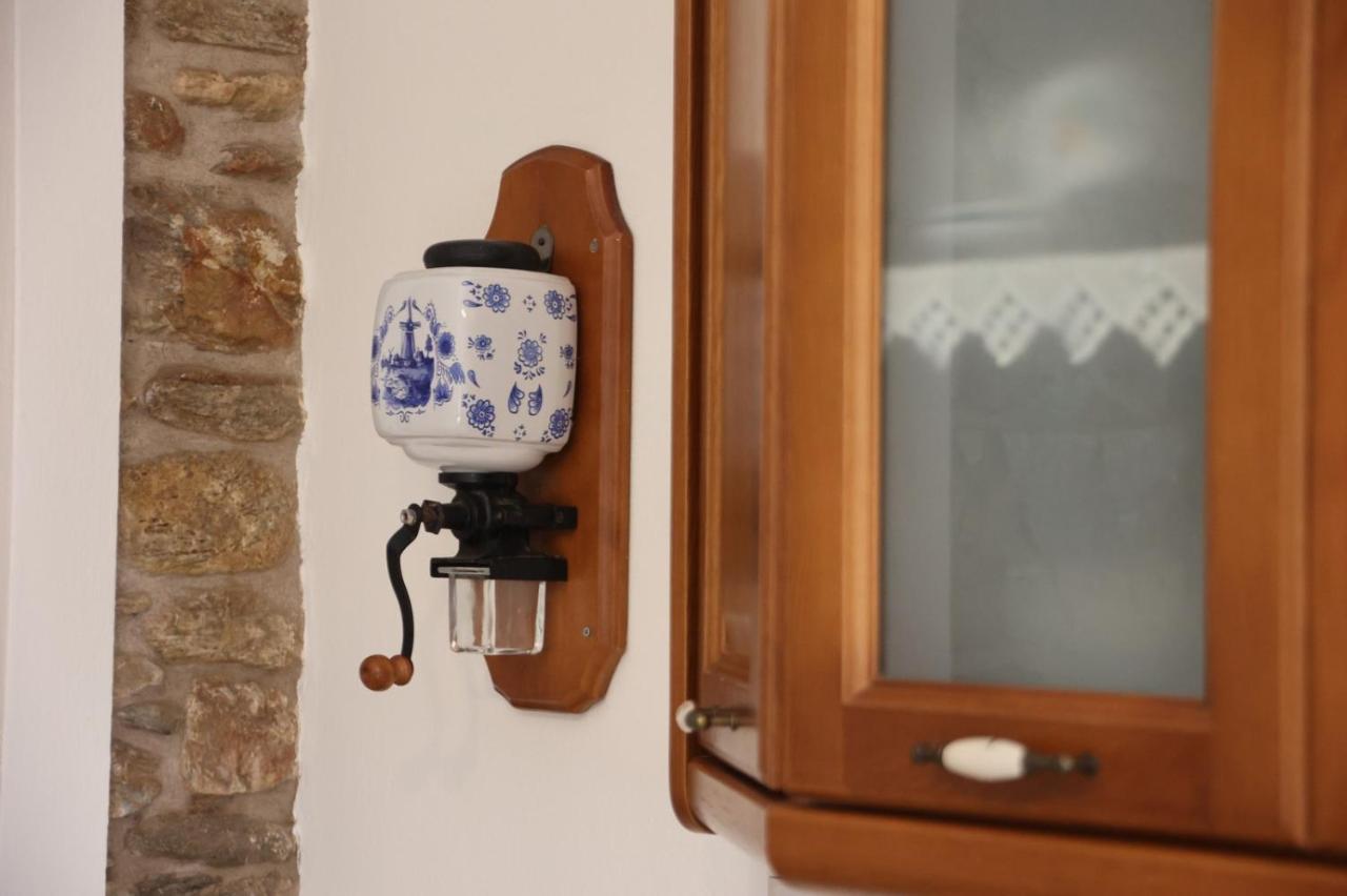 Babina'S Place-Traditional House In Ermupoli Zewnętrze zdjęcie